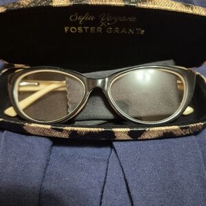 Foster Grant Gold and White Eyewear Box